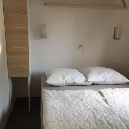 キャンプ場 Chaletrent - Stacaravans Saint-aygulf *